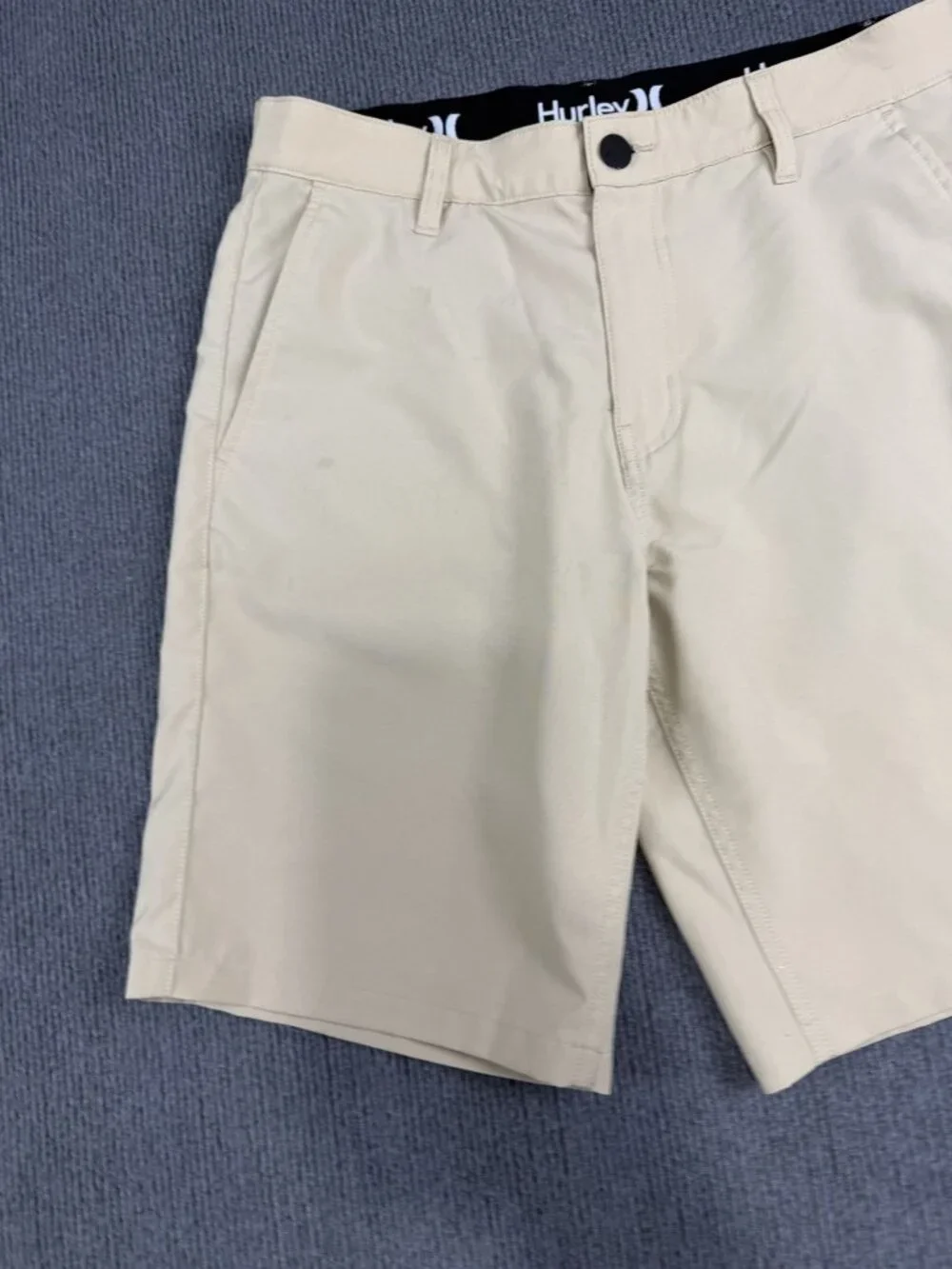Hurley Mens Beige Walk Shorts 30